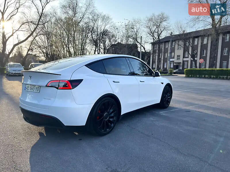 Позашляховик / Кросовер Tesla Model Y 2022 в Львові фото 7 Позашляховик / Кросовер Tesla Model Y 2022 в Львові