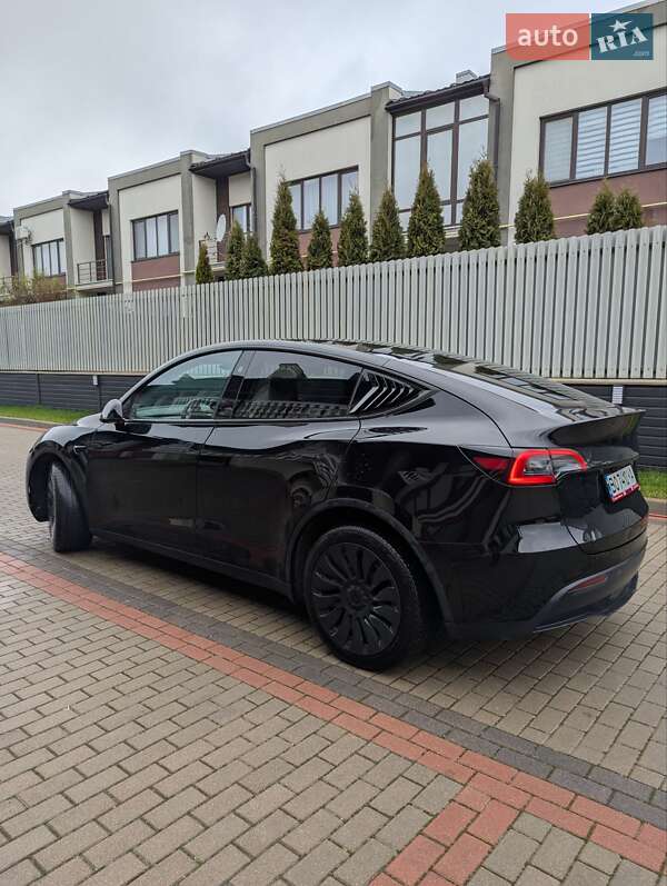 Внедорожник / Кроссовер Tesla Model Y 2024 в Тернополе
