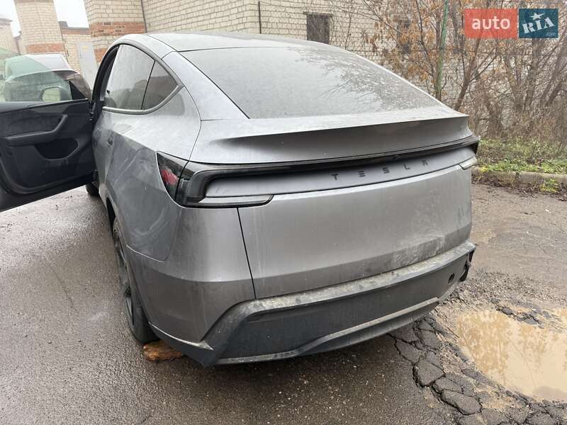 Внедорожник / Кроссовер Tesla Model Y 2025 в Харькове фото 3 Внедорожник / Кроссовер Tesla Model Y 2025 в Харькове