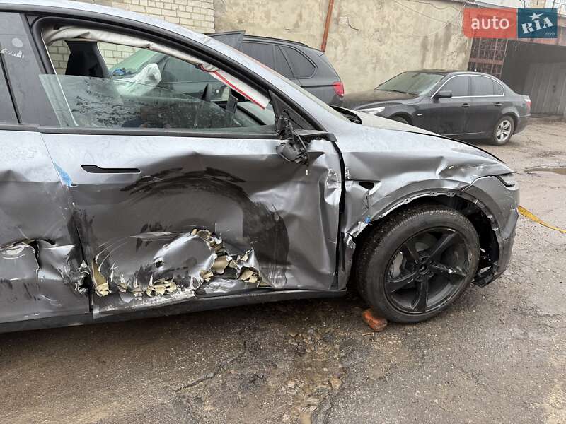 Внедорожник / Кроссовер Tesla Model Y 2025 в Харькове фото 9 Внедорожник / Кроссовер Tesla Model Y 2025 в Харькове