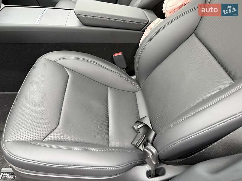 Внедорожник / Кроссовер Tesla Model Y 2025 в Харькове фото 15 Внедорожник / Кроссовер Tesla Model Y 2025 в Харькове