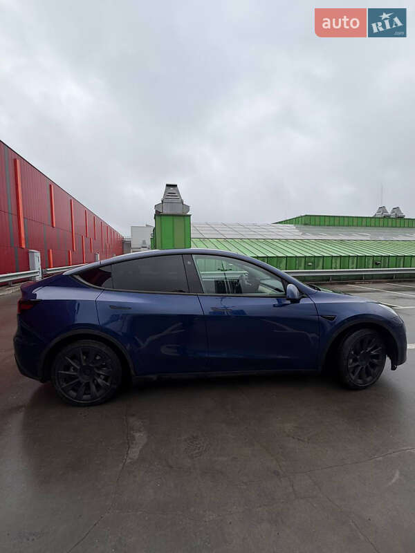 Внедорожник / Кроссовер Tesla Model Y 2022 в Киеве
