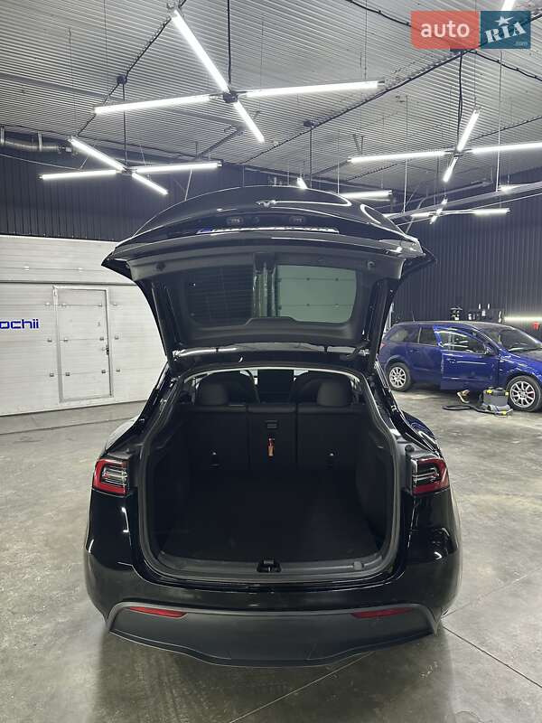 Внедорожник / Кроссовер Tesla Model Y 2024 в Одессе