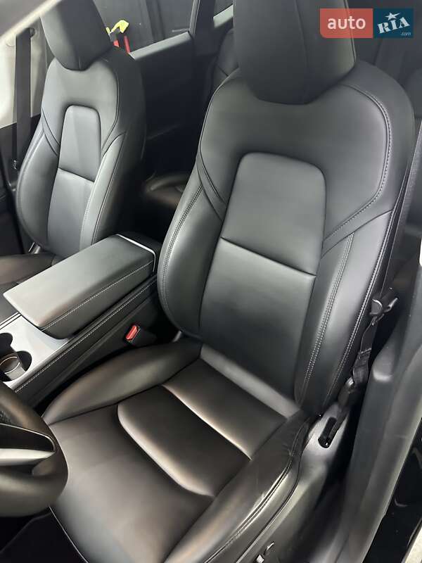 Внедорожник / Кроссовер Tesla Model Y 2024 в Одессе