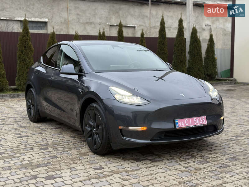 Tesla Model Y 2023 Tesla Model Y 2023