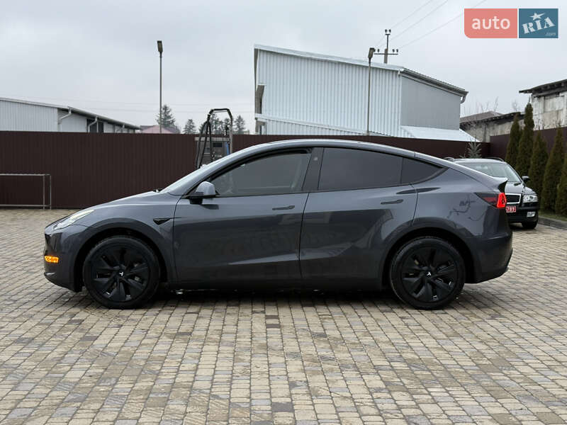 Внедорожник / Кроссовер Tesla Model Y 2023 в Тернополе