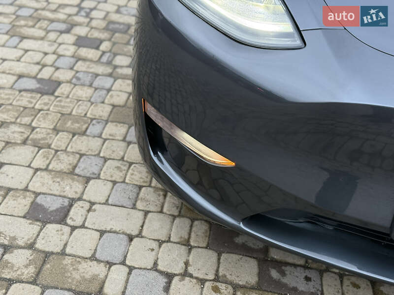 Внедорожник / Кроссовер Tesla Model Y 2023 в Тернополе