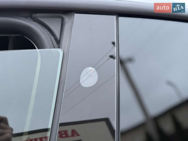 Внедорожник / Кроссовер Tesla Model Y 2023 в Тернополе