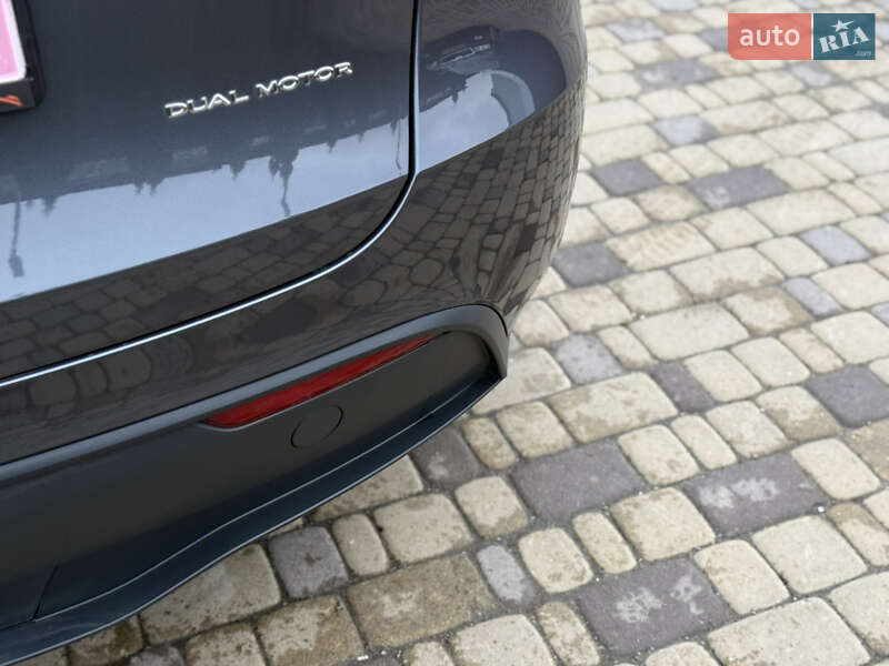 Внедорожник / Кроссовер Tesla Model Y 2023 в Тернополе