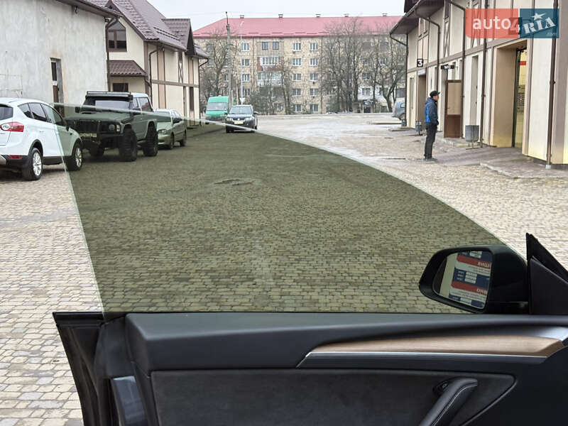 Внедорожник / Кроссовер Tesla Model Y 2023 в Тернополе