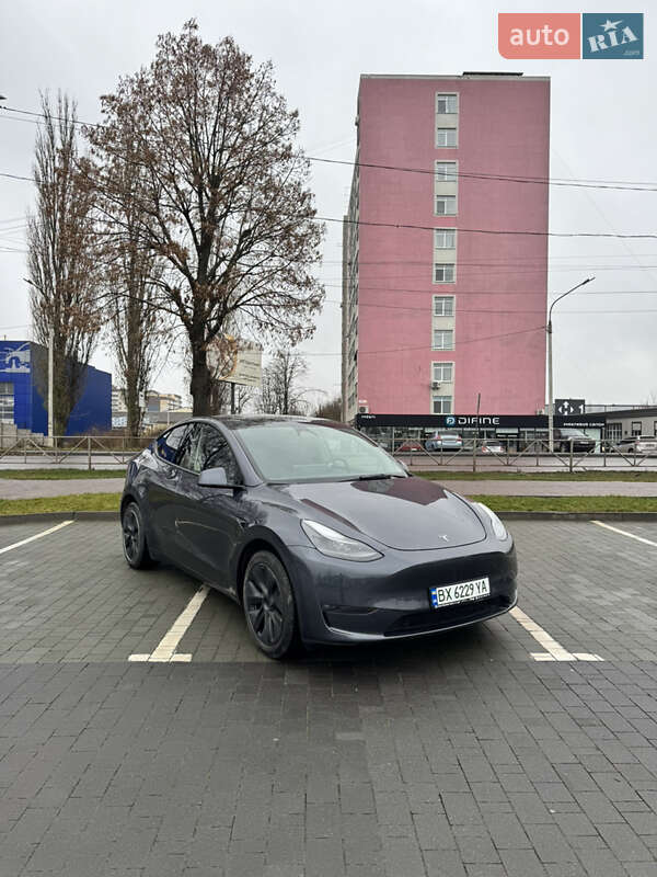 Внедорожник / Кроссовер Tesla Model Y 2023 в Хмельницком фото 9 Внедорожник / Кроссовер Tesla Model Y 2023 в Хмельницком