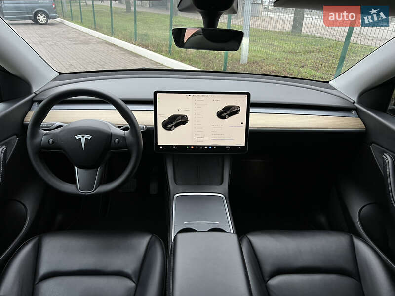 Внедорожник / Кроссовер Tesla Model Y 2022 в Киеве