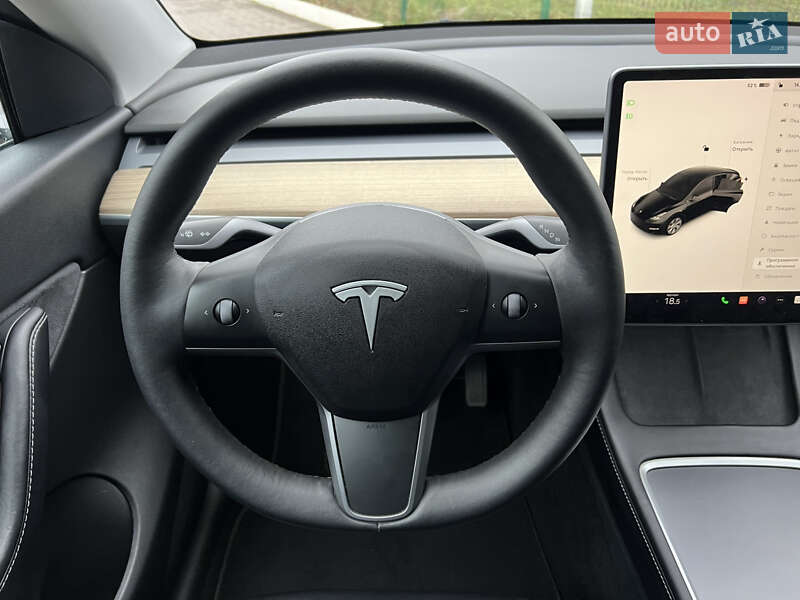 Внедорожник / Кроссовер Tesla Model Y 2022 в Киеве