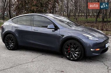 Внедорожник / Кроссовер Tesla Model Y 2022 в Киеве