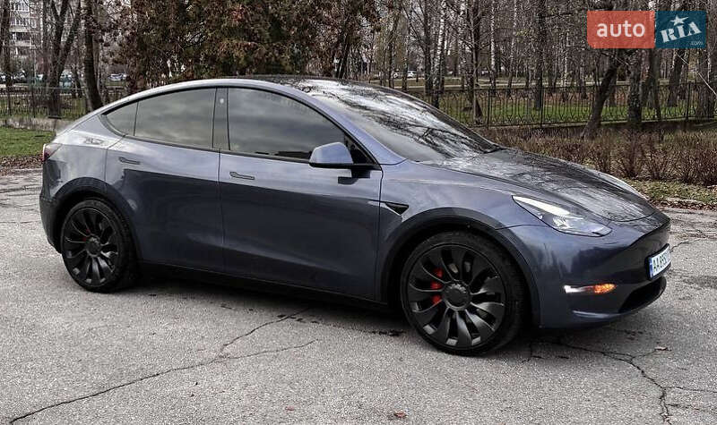 Внедорожник / Кроссовер Tesla Model Y 2022 в Киеве фото 5 Внедорожник / Кроссовер Tesla Model Y 2022 в Киеве