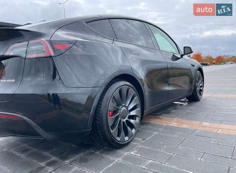 Позашляховик / Кросовер Tesla Model Y 2023 в Одесі
