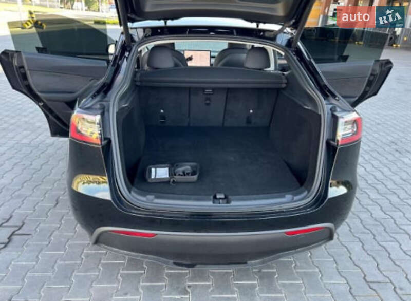 Позашляховик / Кросовер Tesla Model Y 2023 в Одесі