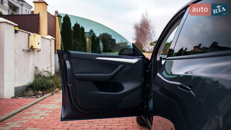 Внедорожник / Кроссовер Tesla Model Y 2020 в Черновцах фото 45 Внедорожник / Кроссовер Tesla Model Y 2020 в Черновцах