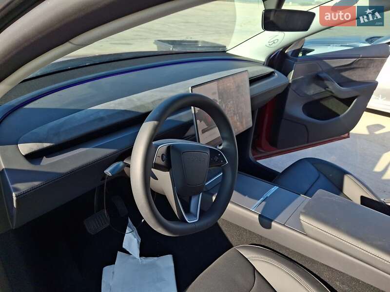 Внедорожник / Кроссовер Tesla Model Y 2026 в Киеве