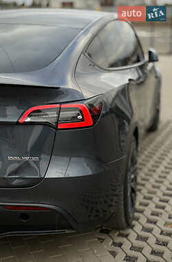 Внедорожник / Кроссовер Tesla Model Y 2020 в Луцке