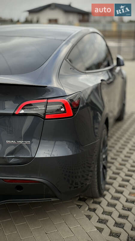 Позашляховик / Кросовер Tesla Model Y 2020 в Луцьку фото 3 Позашляховик / Кросовер Tesla Model Y 2020 в Луцьку