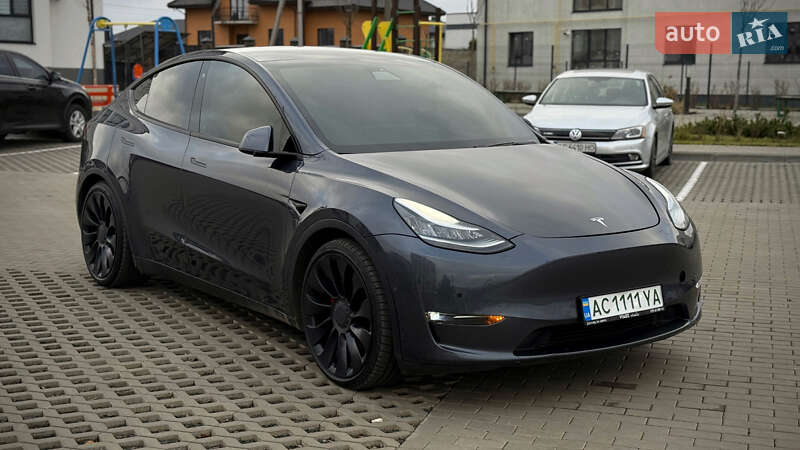 Позашляховик / Кросовер Tesla Model Y 2020 в Луцьку фото 12 Позашляховик / Кросовер Tesla Model Y 2020 в Луцьку