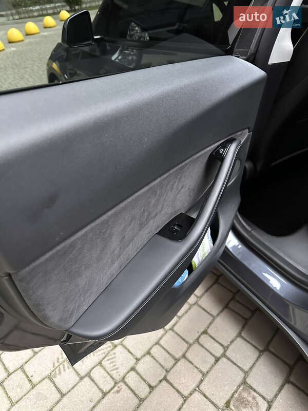 Внедорожник / Кроссовер Tesla Model Y 2020 в Броварах фото 27 Внедорожник / Кроссовер Tesla Model Y 2020 в Броварах