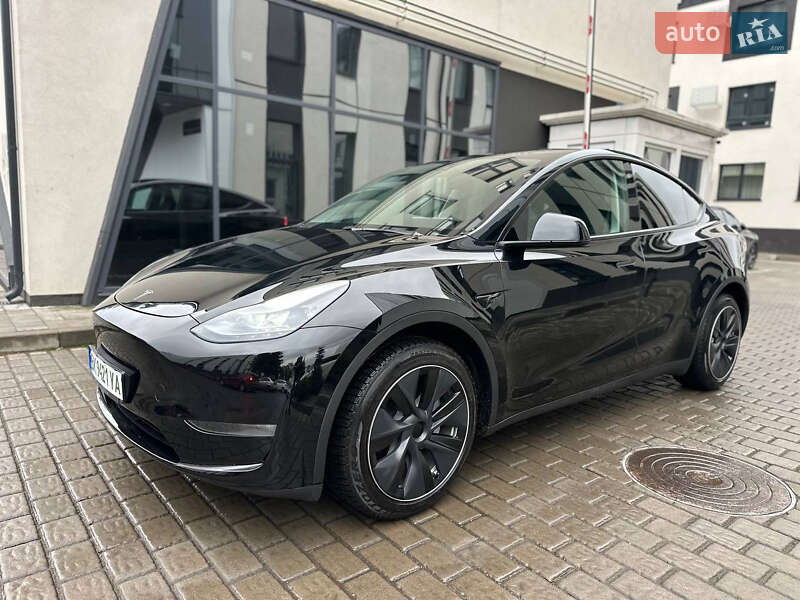 Внедорожник / Кроссовер Tesla Model Y 2024 в Киеве фото 5 Внедорожник / Кроссовер Tesla Model Y 2024 в Киеве