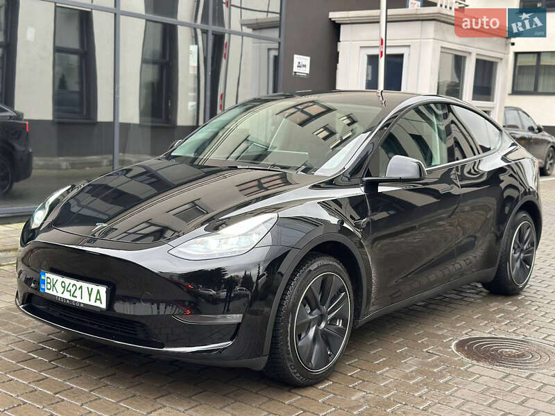 Внедорожник / Кроссовер Tesla Model Y 2024 в Киеве фото 6 Внедорожник / Кроссовер Tesla Model Y 2024 в Киеве