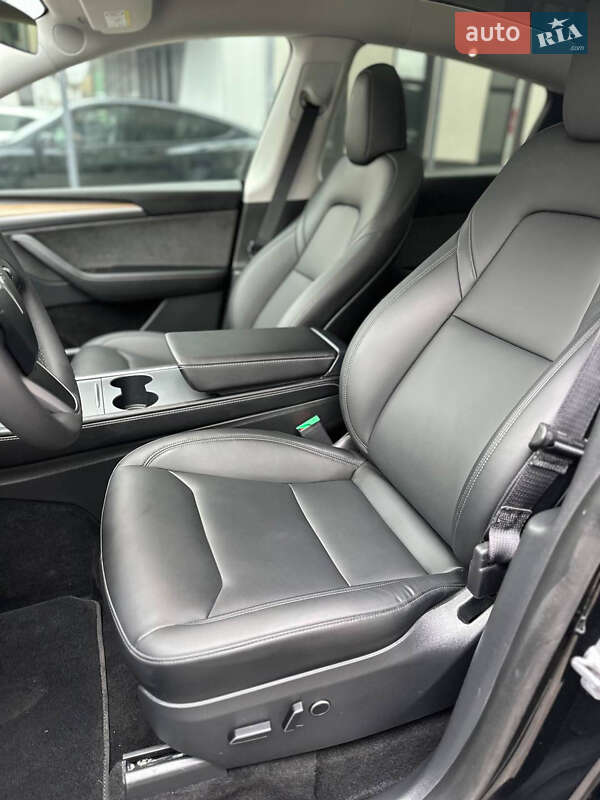 Внедорожник / Кроссовер Tesla Model Y 2024 в Киеве фото 18 Внедорожник / Кроссовер Tesla Model Y 2024 в Киеве