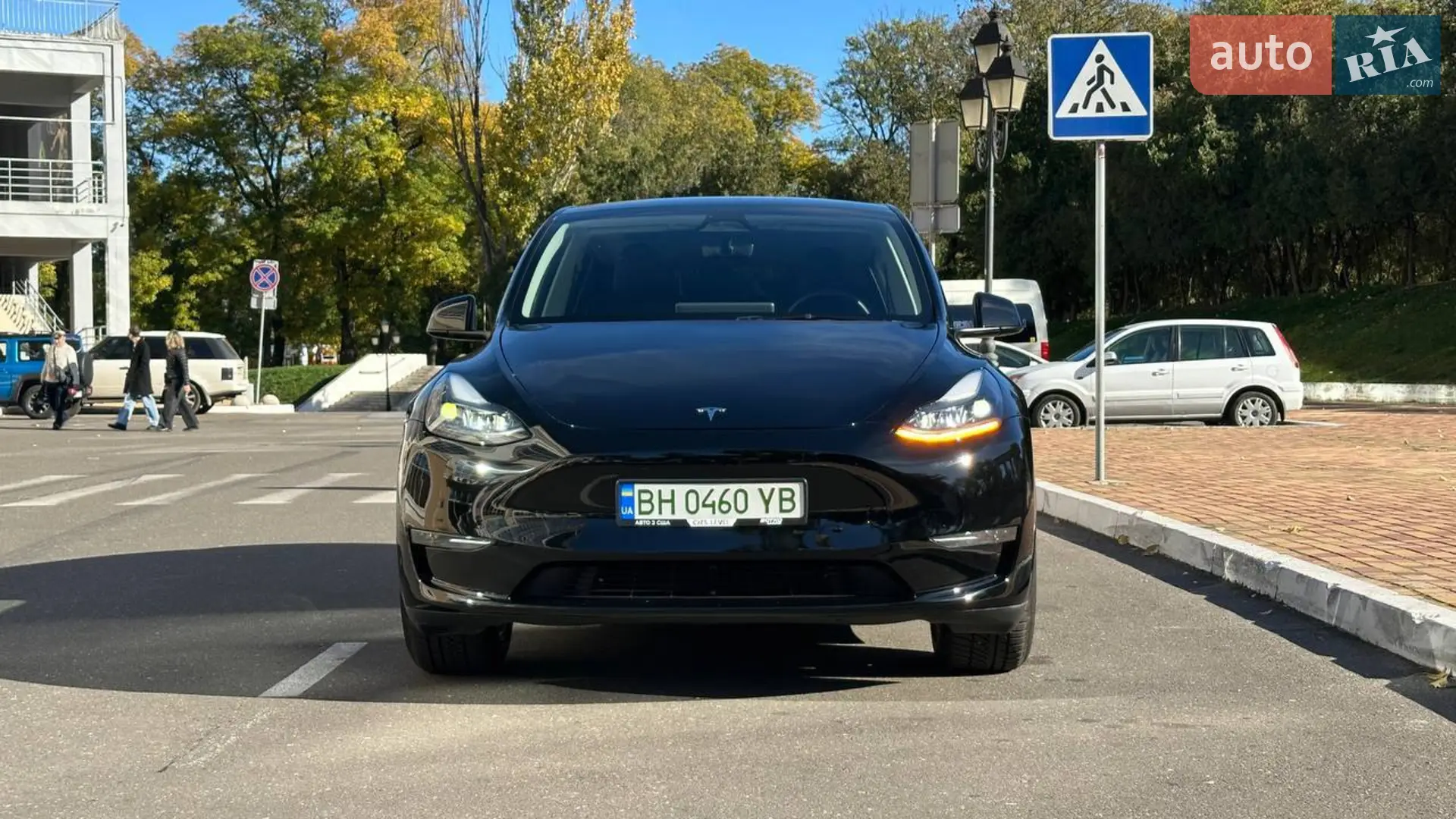 2024 Tesla Model Y - мініатюра 3