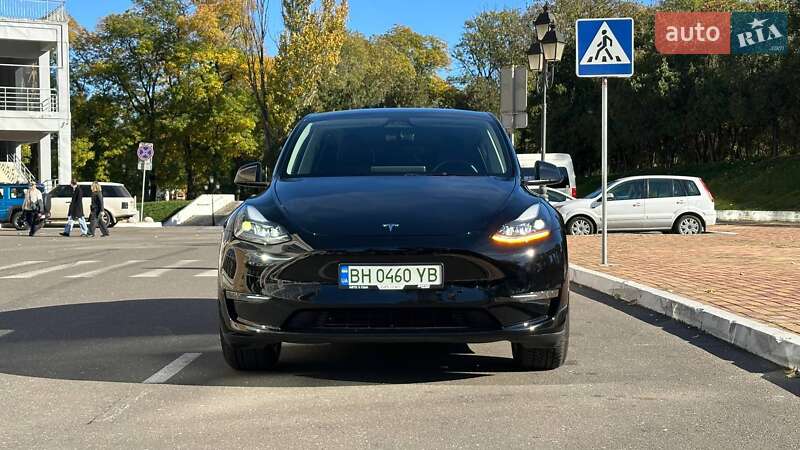 Внедорожник / Кроссовер Tesla Model Y 2024 в Одессе