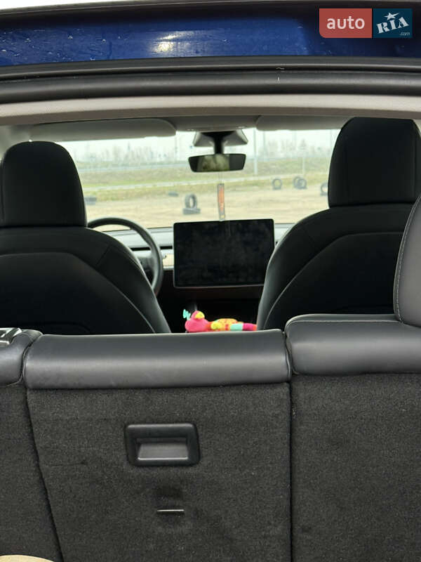 Внедорожник / Кроссовер Tesla Model Y 2020 в Киеве