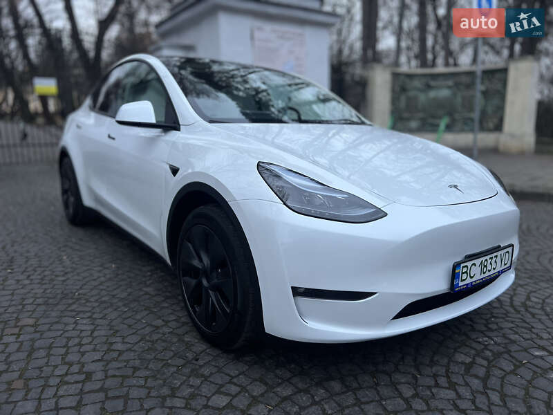 Внедорожник / Кроссовер Tesla Model Y 2024 в Львове