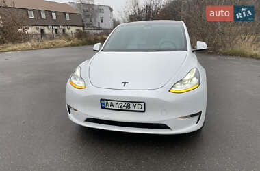 Позашляховик / Кросовер Tesla Model Y 2022 в Києві