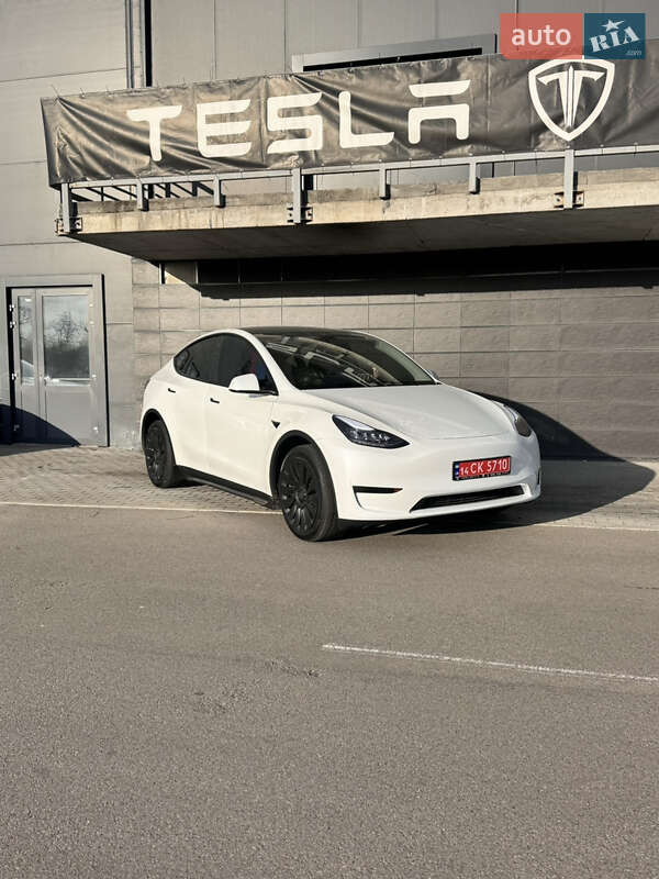 Tesla Model Y 2023 Tesla Model Y 2023
