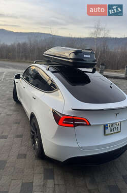 Позашляховик / Кросовер Tesla Model Y 2022 в Тячеві