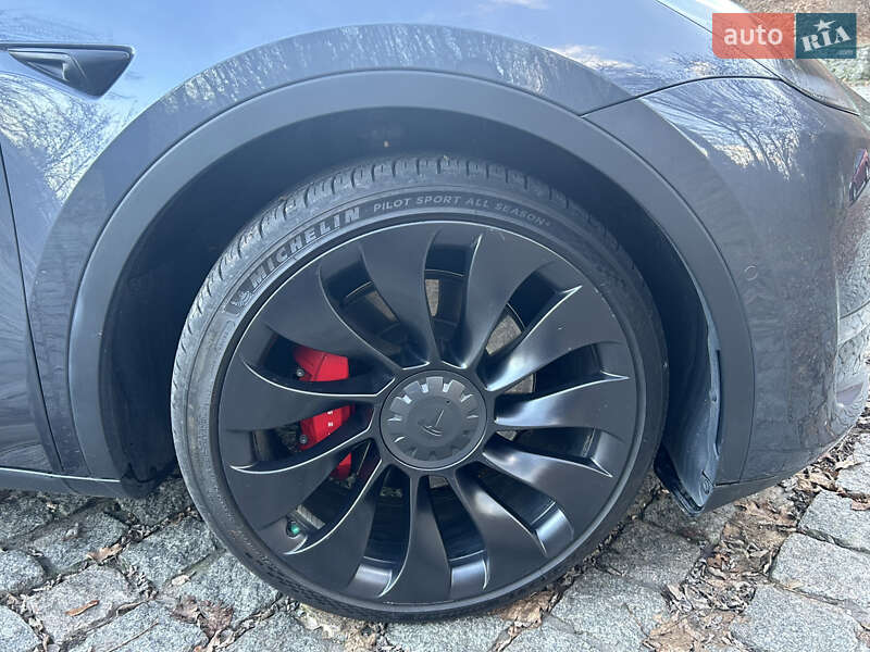 Внедорожник / Кроссовер Tesla Model Y 2022 в Киеве фото 8 Внедорожник / Кроссовер Tesla Model Y 2022 в Киеве