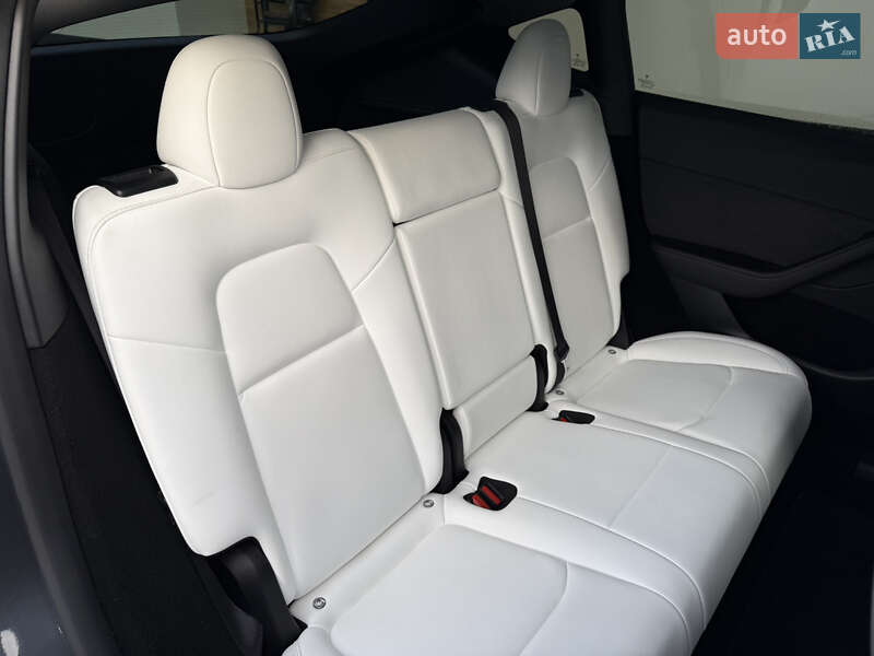 Внедорожник / Кроссовер Tesla Model Y 2023 в Стрые фото 49 Внедорожник / Кроссовер Tesla Model Y 2023 в Стрые