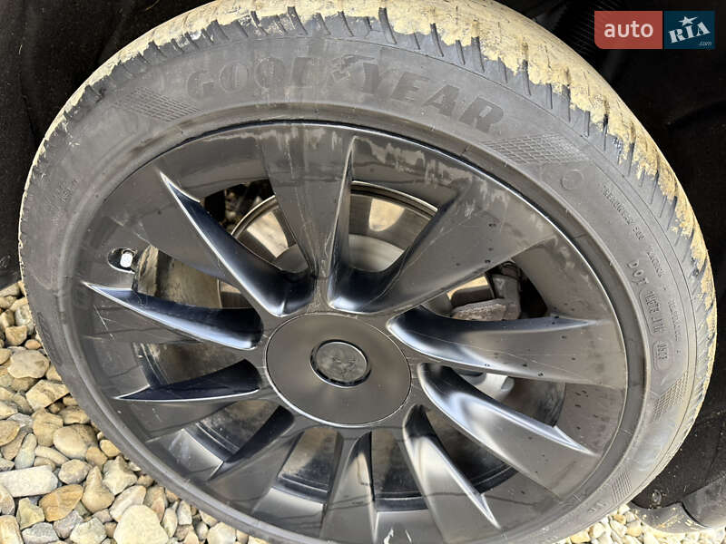 Внедорожник / Кроссовер Tesla Model Y 2023 в Стрые фото 67 Внедорожник / Кроссовер Tesla Model Y 2023 в Стрые