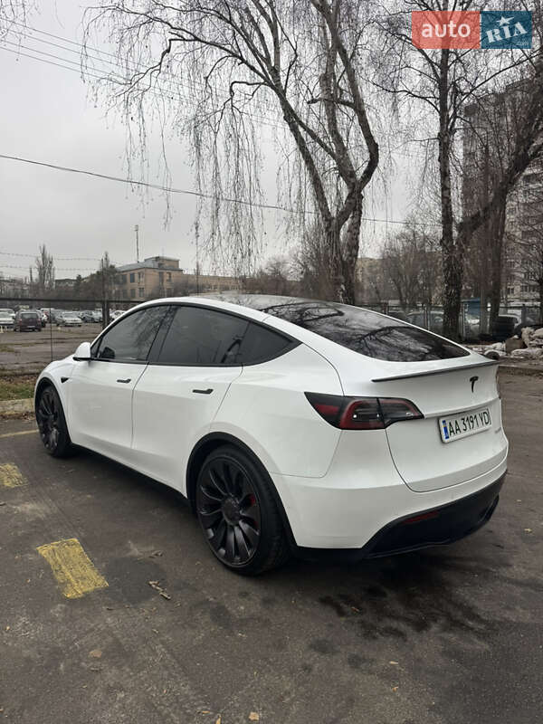 Внедорожник / Кроссовер Tesla Model Y 2022 в Киеве фото 3 Внедорожник / Кроссовер Tesla Model Y 2022 в Киеве