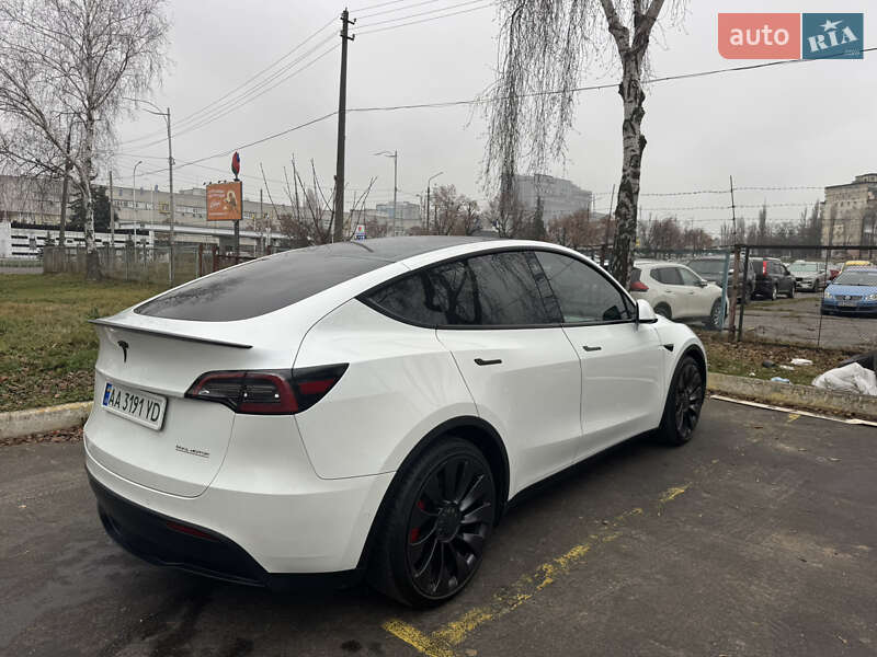 Внедорожник / Кроссовер Tesla Model Y 2022 в Киеве фото 10 Внедорожник / Кроссовер Tesla Model Y 2022 в Киеве