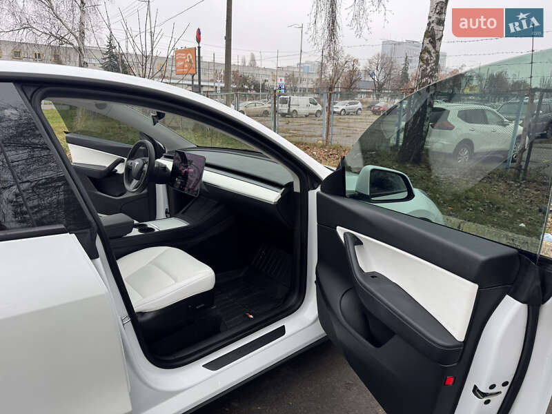 Внедорожник / Кроссовер Tesla Model Y 2022 в Киеве фото 18 Внедорожник / Кроссовер Tesla Model Y 2022 в Киеве