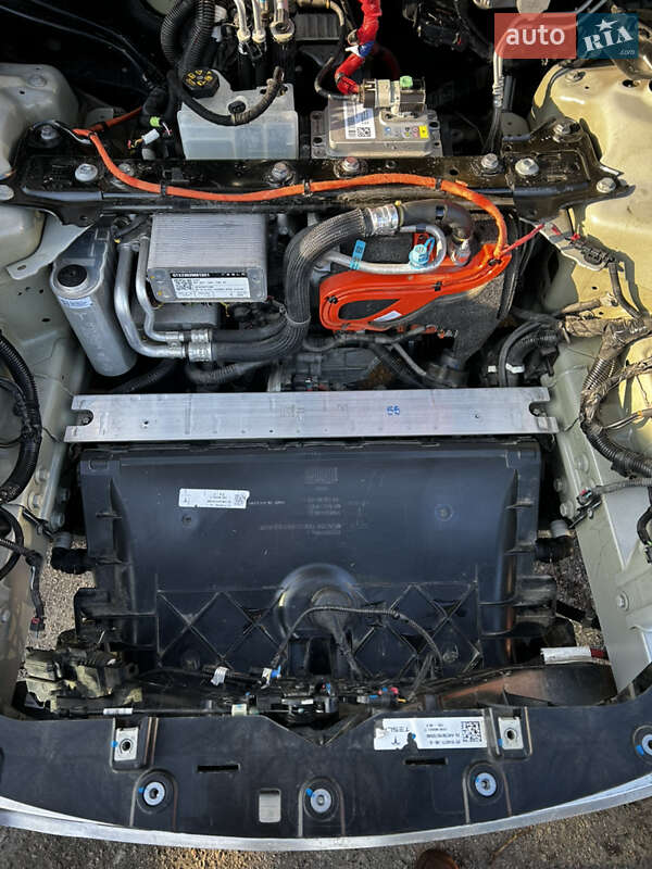 Внедорожник / Кроссовер Tesla Model Y 2023 в Харькове фото 6 Внедорожник / Кроссовер Tesla Model Y 2023 в Харькове