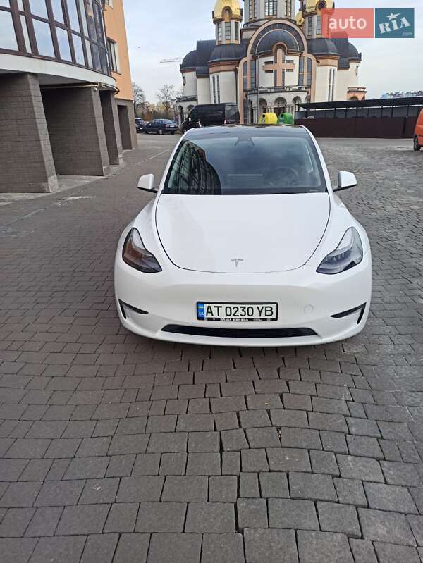 Tesla Model Y 2022 Tesla Model Y 2022