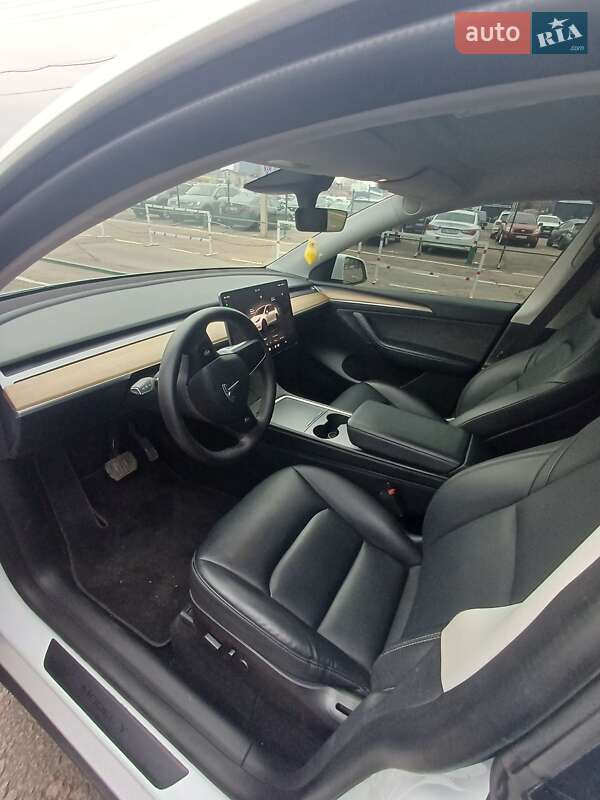 Внедорожник / Кроссовер Tesla Model Y 2022 в Кагарлыке фото 9 Внедорожник / Кроссовер Tesla Model Y 2022 в Кагарлыке