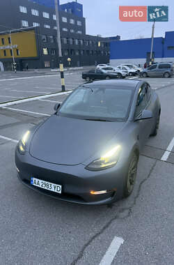 Внедорожник / Кроссовер Tesla Model Y 2022 в Киеве