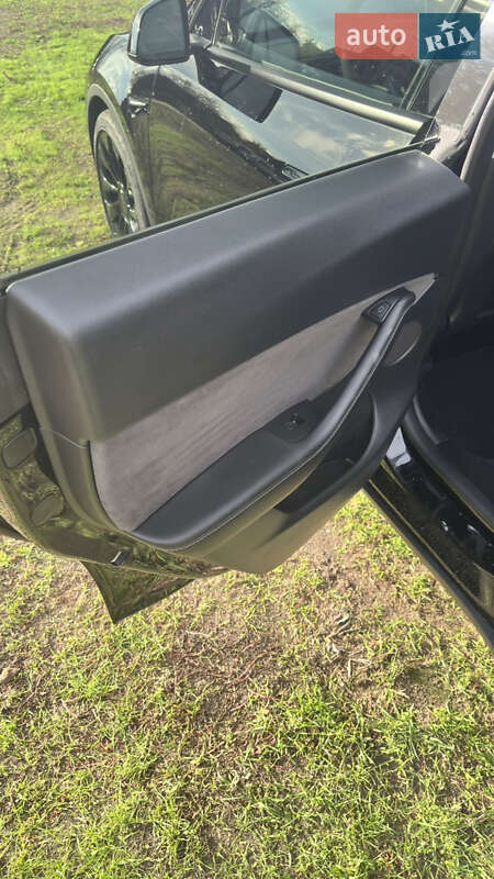 Внедорожник / Кроссовер Tesla Model Y 2023 в Смеле