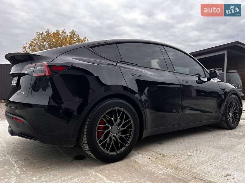 Внедорожник / Кроссовер Tesla Model Y 2021 в Бородянке