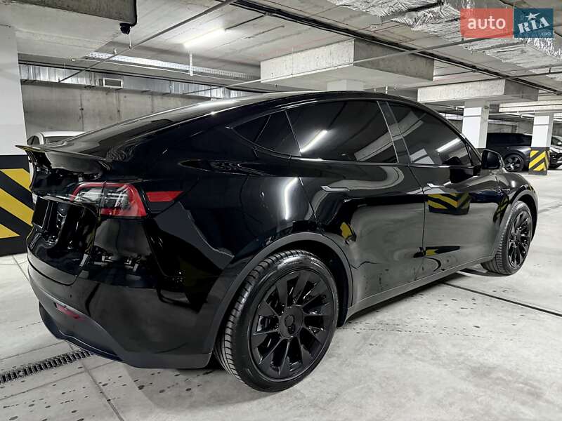 Внедорожник / Кроссовер Tesla Model Y 2023 в Днепре фото 13 Внедорожник / Кроссовер Tesla Model Y 2023 в Днепре
